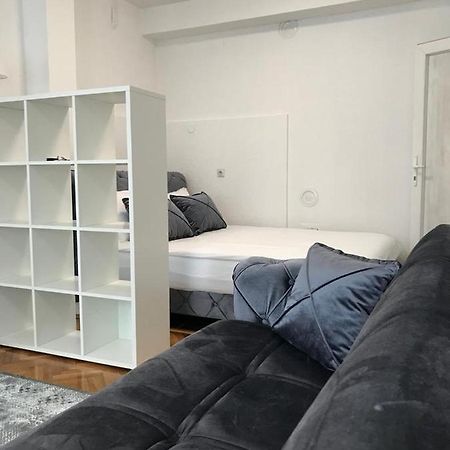 Stan Na Dan Leilighet Novi Pazar Eksteriør bilde